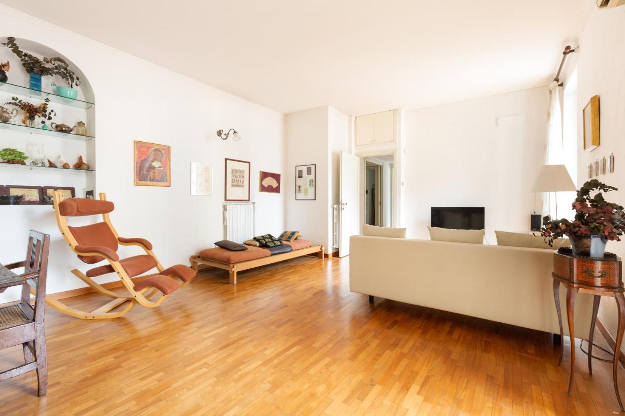 Cozy Apt With Balcony - Porta Romana District Milan Exterior photo